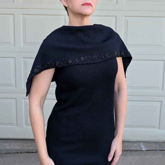 vintage 1960's BLACK KNIT wiggle DRESS 60's S - Picture 2 of 9